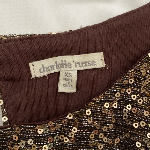 Gold Sequins Dress - Picture 3 of 7